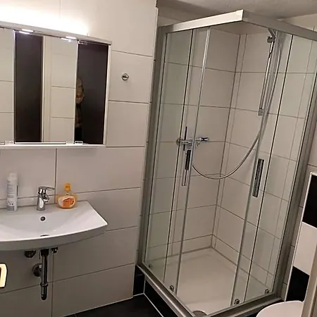 Altstadt Hostel *